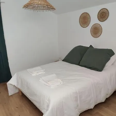 Appart Climatise Proche Maison Carree, 6 Personnes Apartamento *